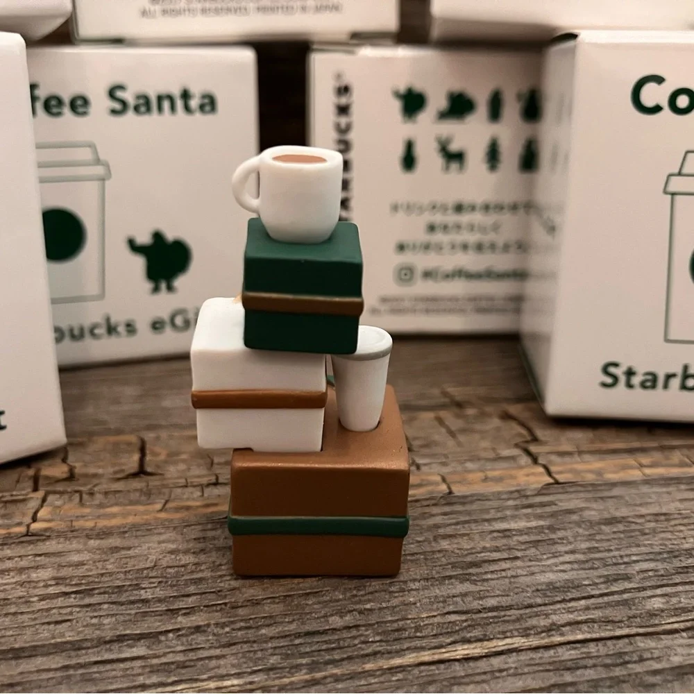 Starbucks 2017 JAPAN Christmas Coffee Santa eGift Figures HTF - Picture 16 of 16